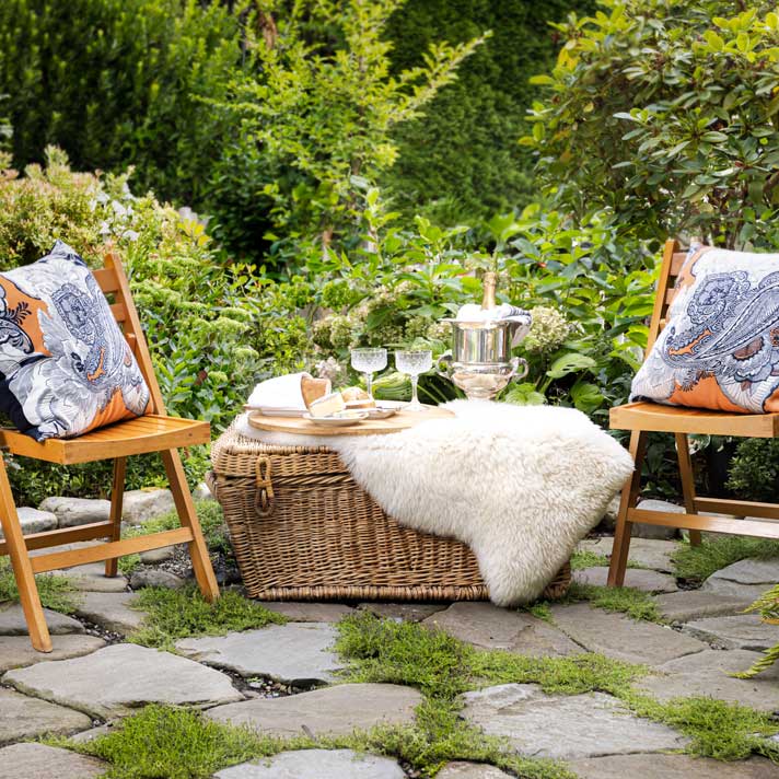 Warm and Luxurious Icelandic Sheepskin Throws